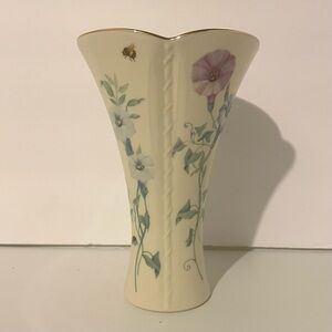 VTG Lenox Morningside Cottage Flared Vase, 8 1/4”.  Porcelain.  Made in USA.